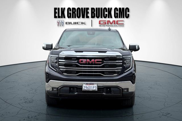 Used 2022 GMC Sierra 1500 SLT w/ SLT Premium Package AWD/4WD image 9