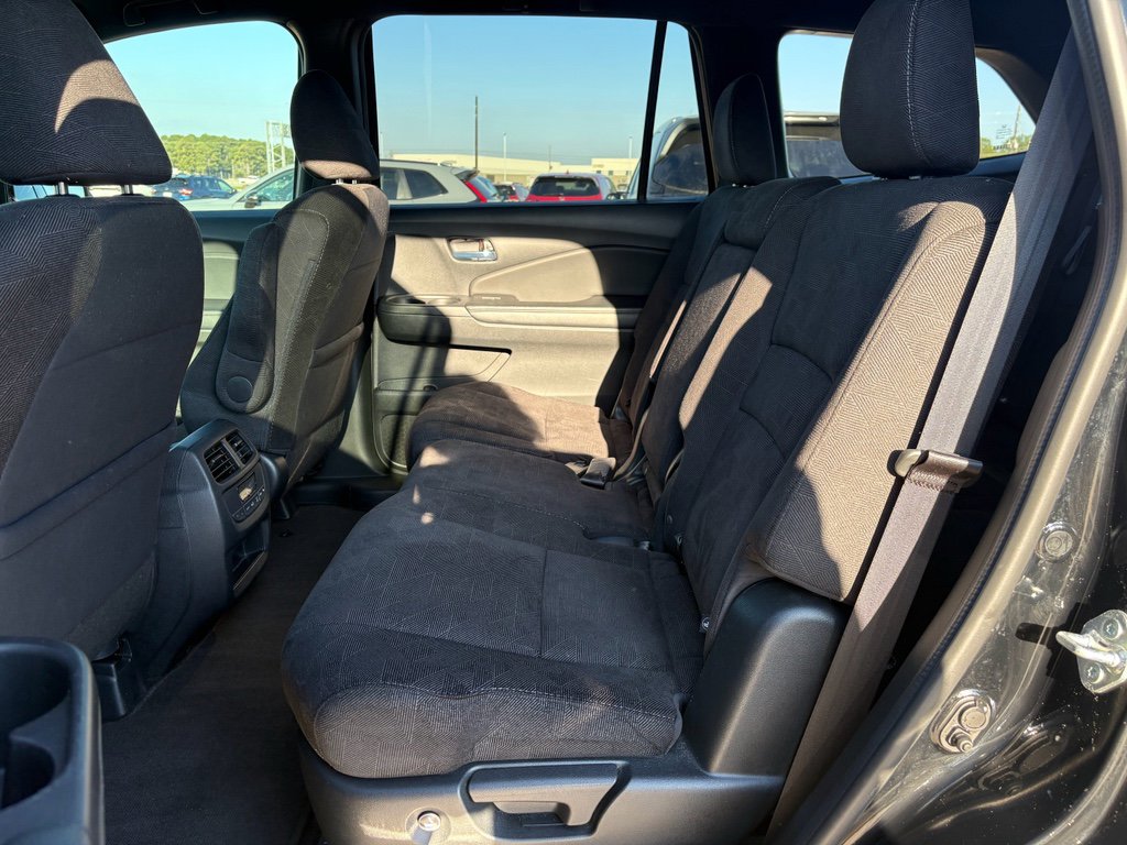 Certified 2022 Honda Pilot Sport image 26