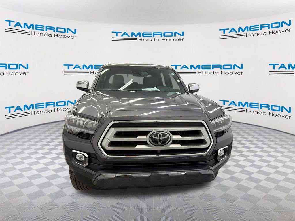 Used 2022 Toyota Tacoma Limited AWD/4WD image 8
