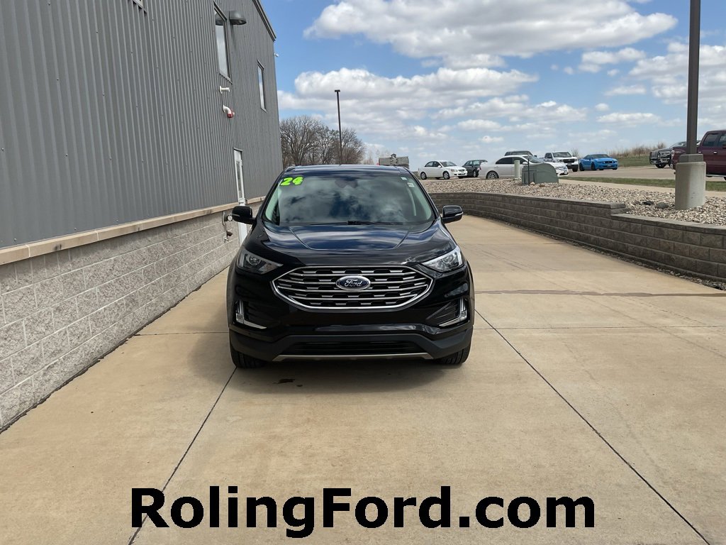 Used 2024 Ford Edge Titanium image 4