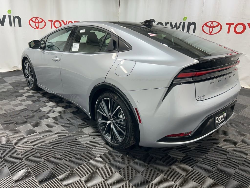 New 2026 Toyota Prius Limited FWD image 5