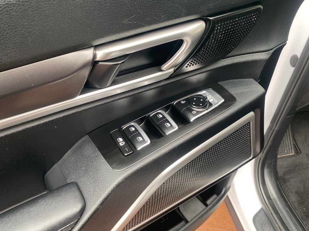 Used 2023 Kia Telluride LX image 25