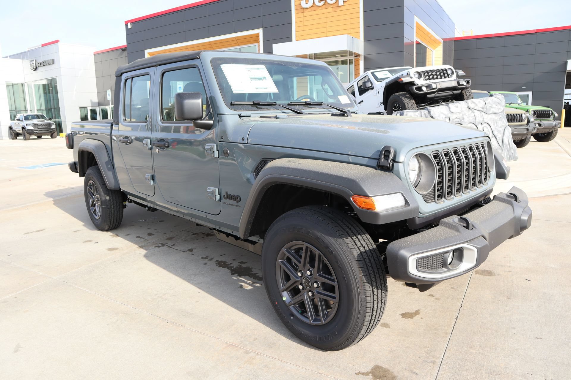 New 2026 Jeep Gladiator Sport AWD/4WD 360° Tour