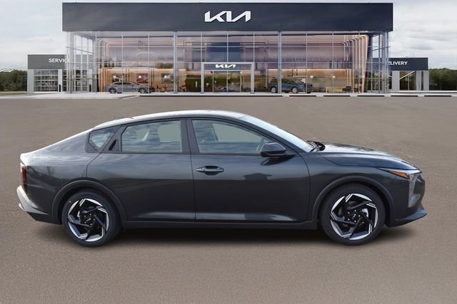 New 2026 Kia K4 EX image 2