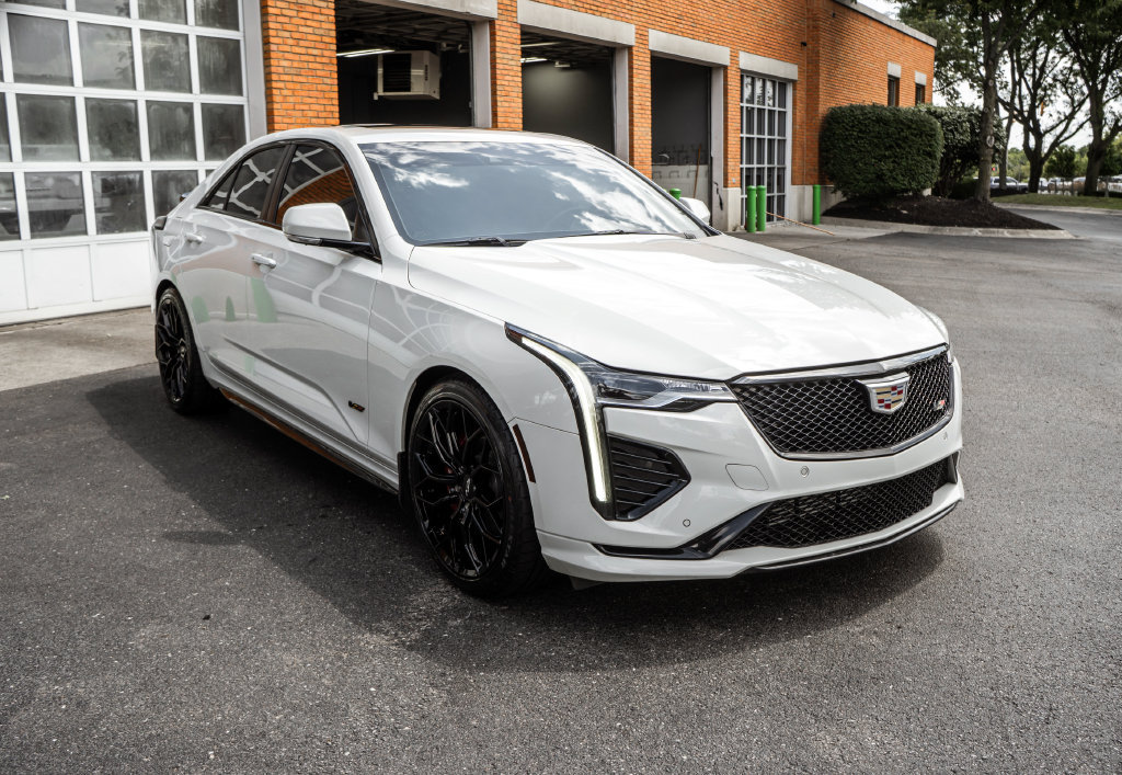 Used 2022 Cadillac CT4 V w/ Navigation Package RWD image 6