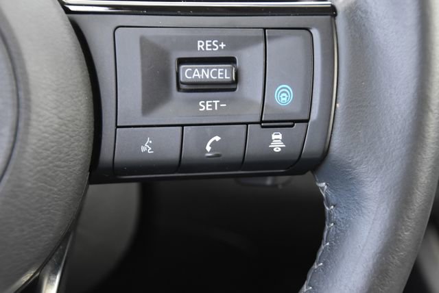 Used 2023 Nissan Rogue SV w/ SV Premium B Package AWD/4WD image 33