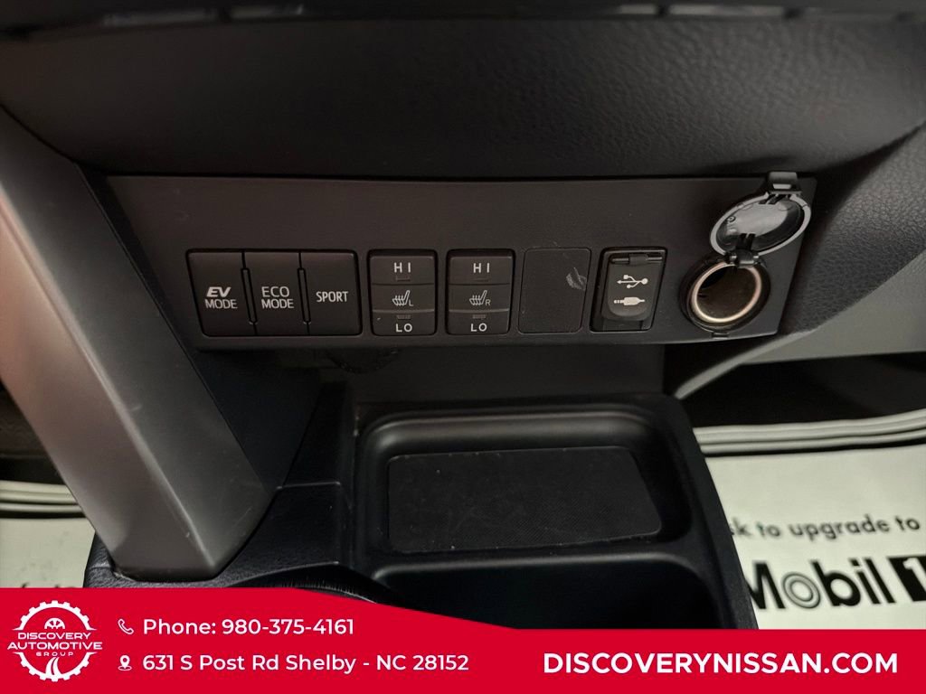 Used 2017 Toyota RAV4 Limited image 21