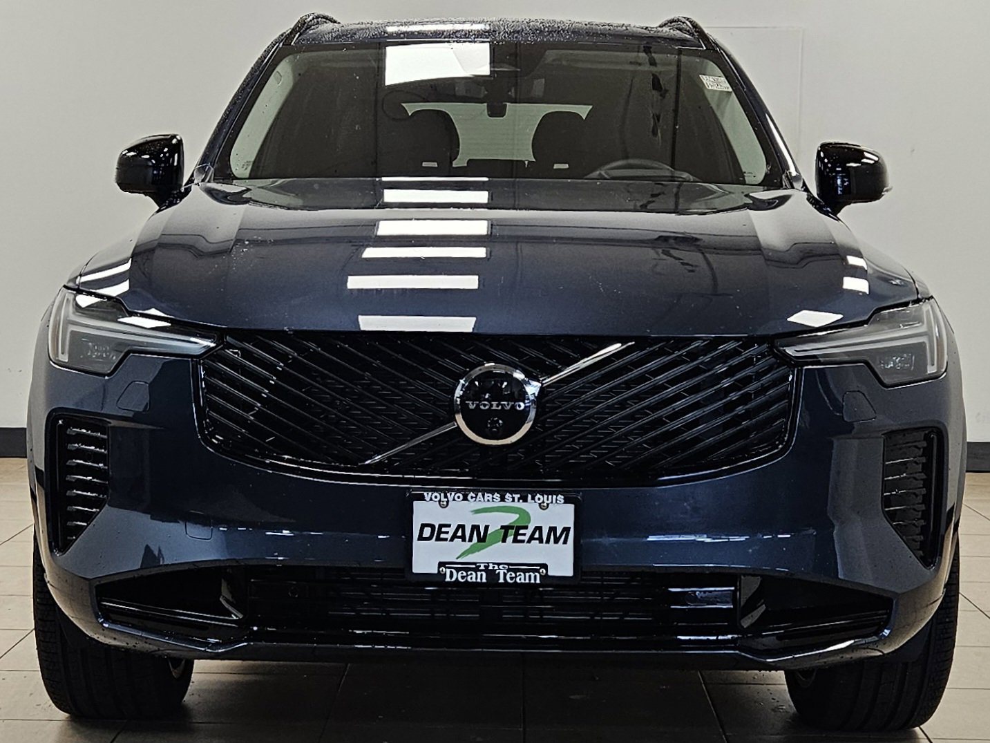 New 2026 Volvo XC90 B6 Ultra w/ Protection Package image 7