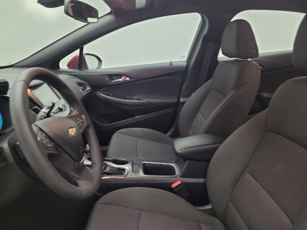 Used 2017 Chevrolet Cruze LT w/ Convenience Package image 17