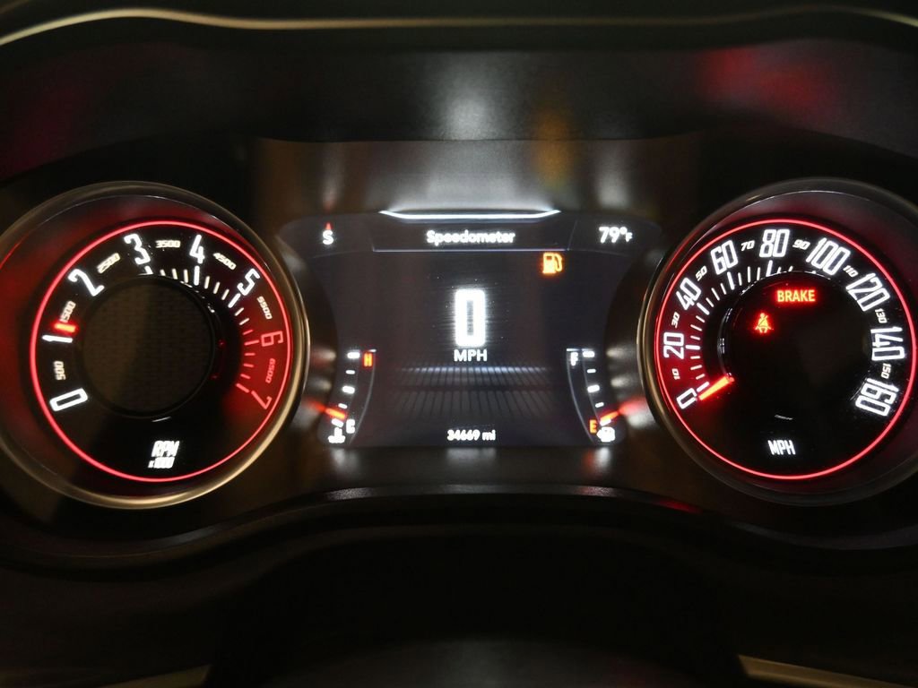 Used 2022 Dodge Challenger R/T w/ Performance Handling Group image 13