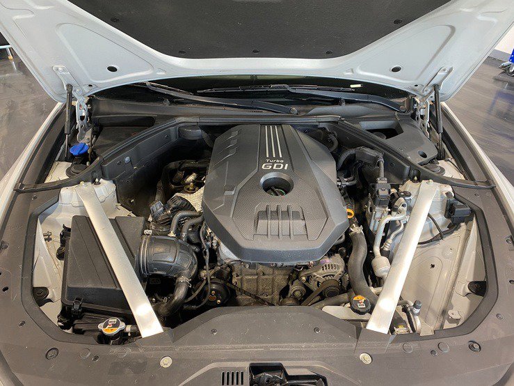 Used 2020 Genesis G70 2.0T RWD image 24