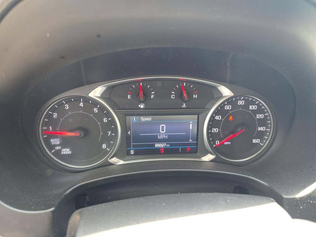 Used 2021 GMC Terrain SLE w/ Driver Convenience Package AWD/4WD image 3