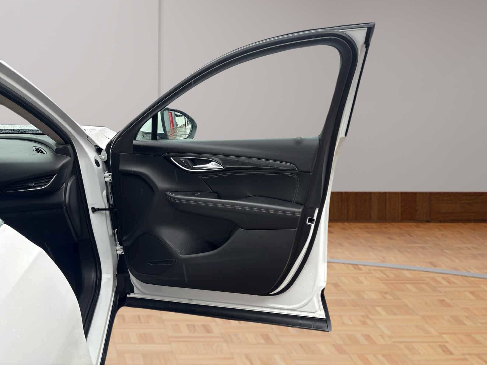 Used 2022 Buick Envision Preferred w/ Safety Package image 15