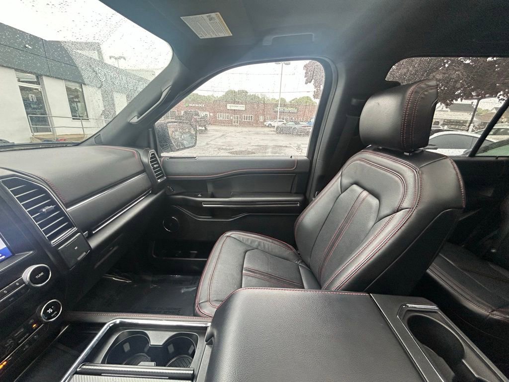 Used 2020 Ford Expedition Limited w/ Equipment Group 303A AWD/4WD image 22