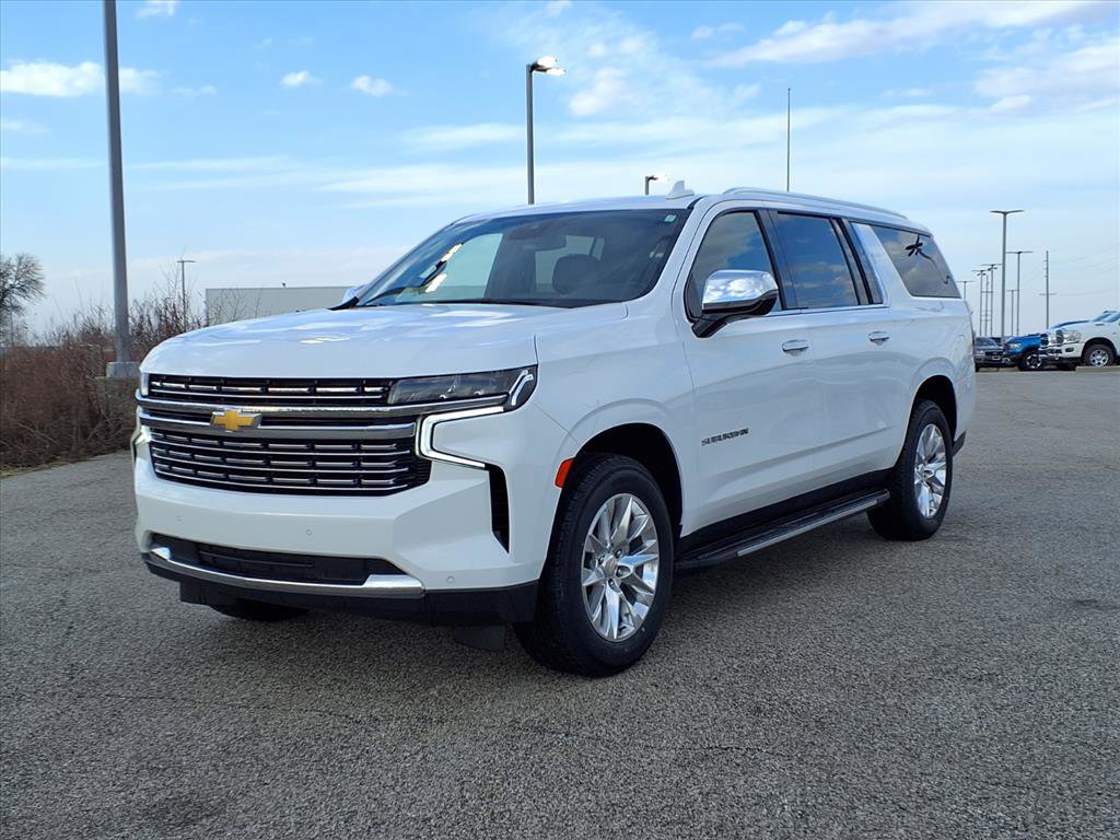 Used 2023 Chevrolet Suburban Premier image 37