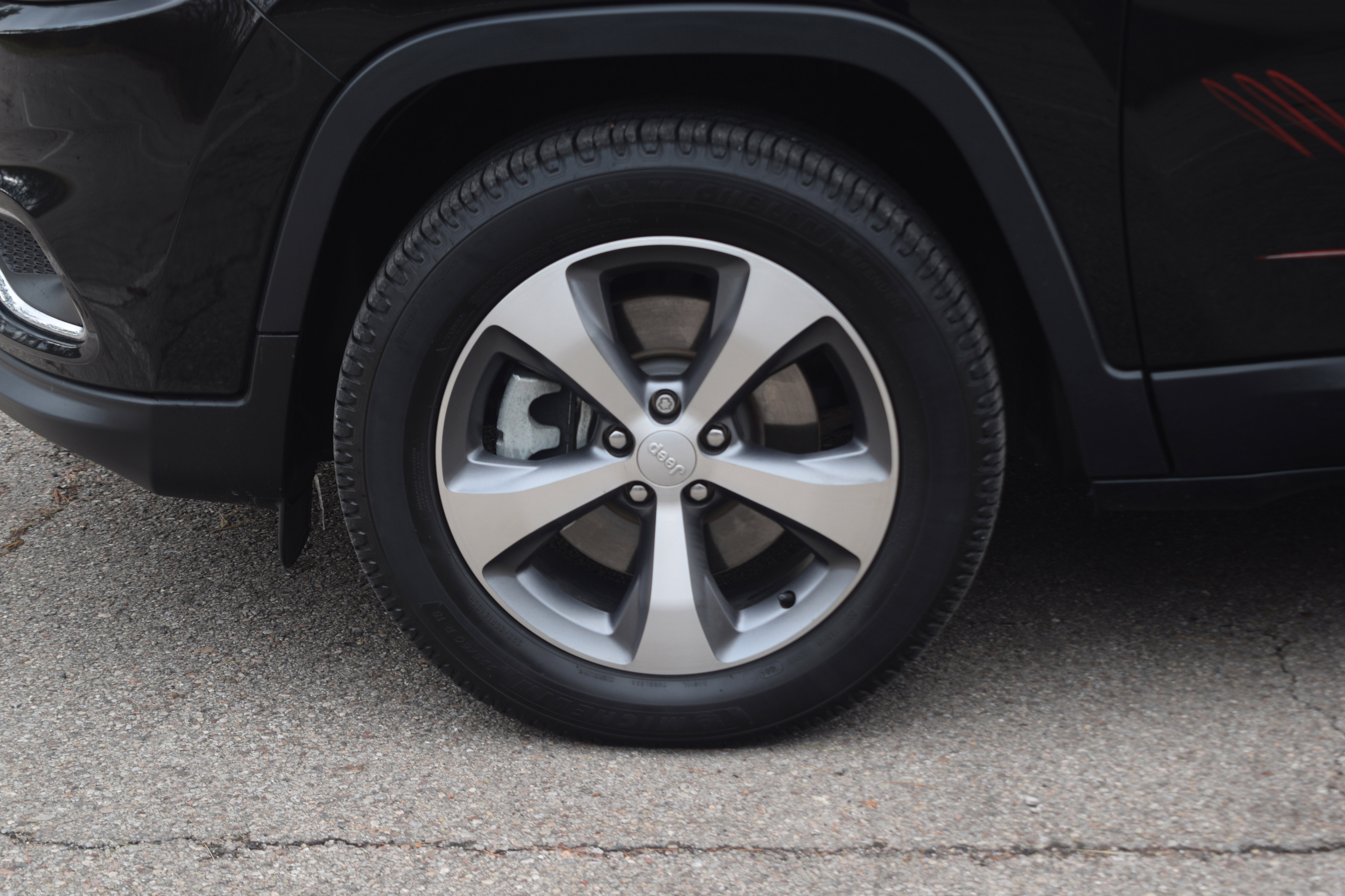 Used 2022 Jeep Cherokee Limited image 29