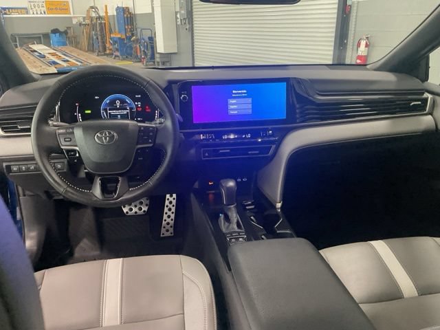 Used 2026 Toyota Camry SE w/ Multimedia Upgrade Package AWD/4WD image 12