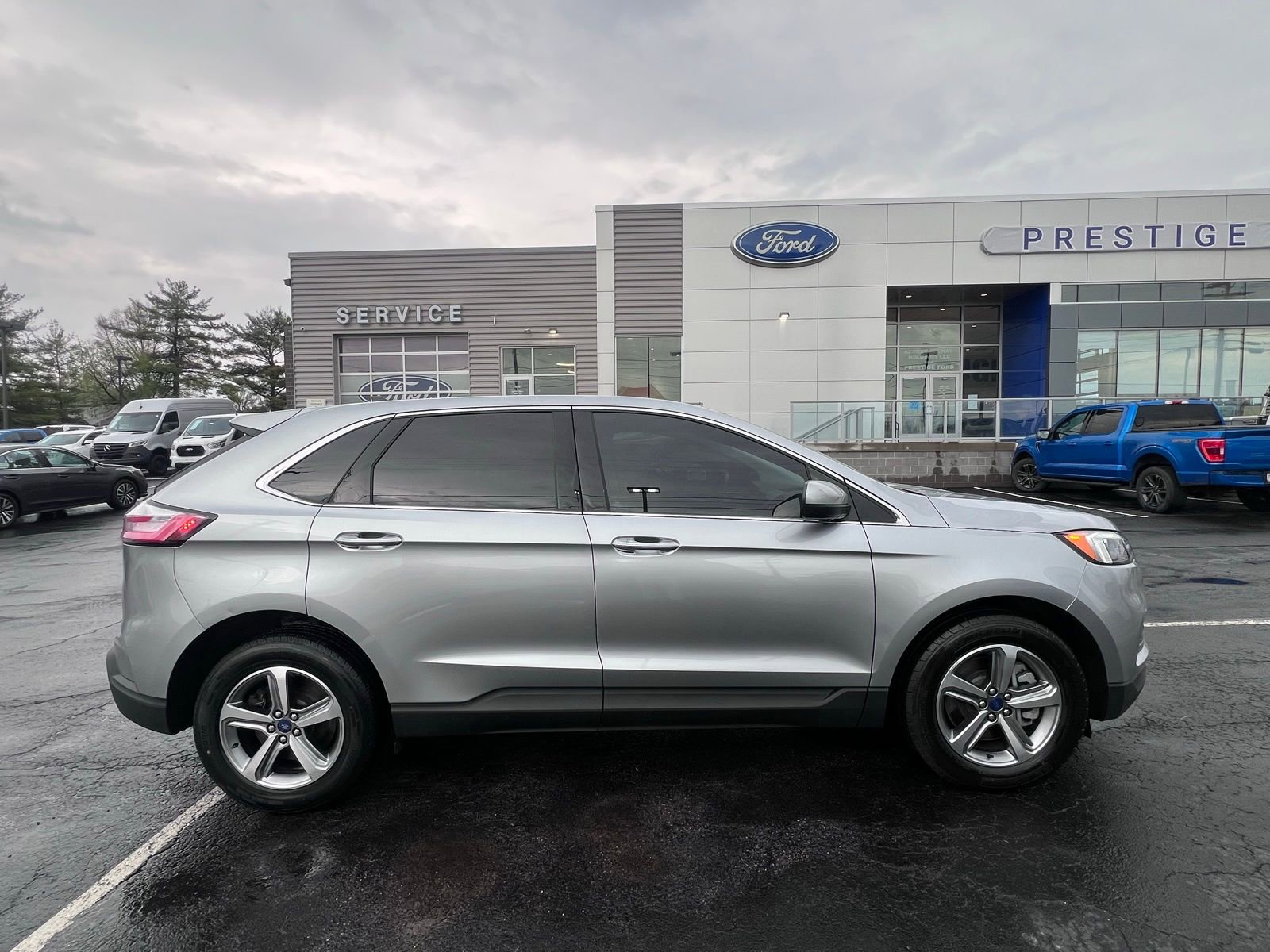 Used 2022 Ford Edge SEL w/ Convenience Package AWD/4WD image 8