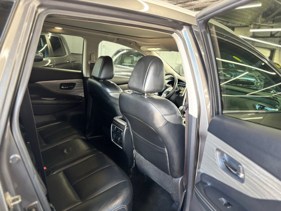 Used 2015 Nissan Murano Platinum w/ Platinum Technology Package AWD/4WD image 20