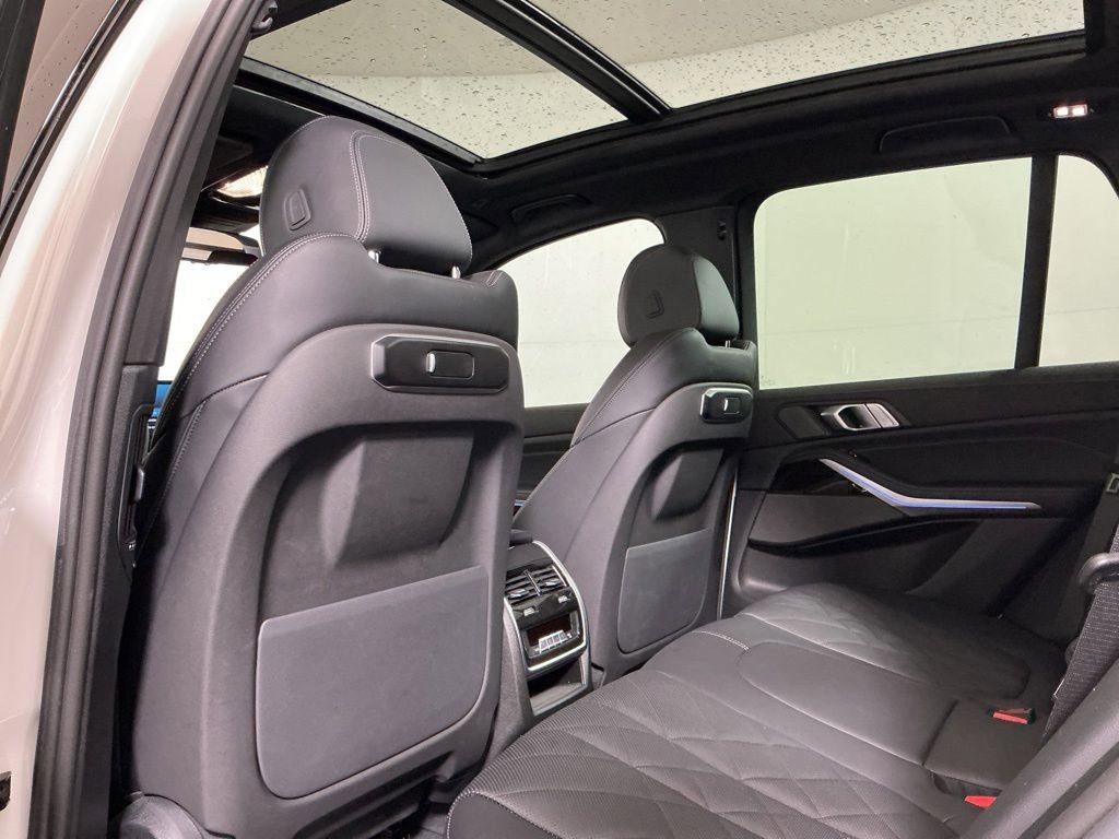 Certified 2025 BMW X5 xDrive50e w/ M Sport Package AWD/4WD image 29