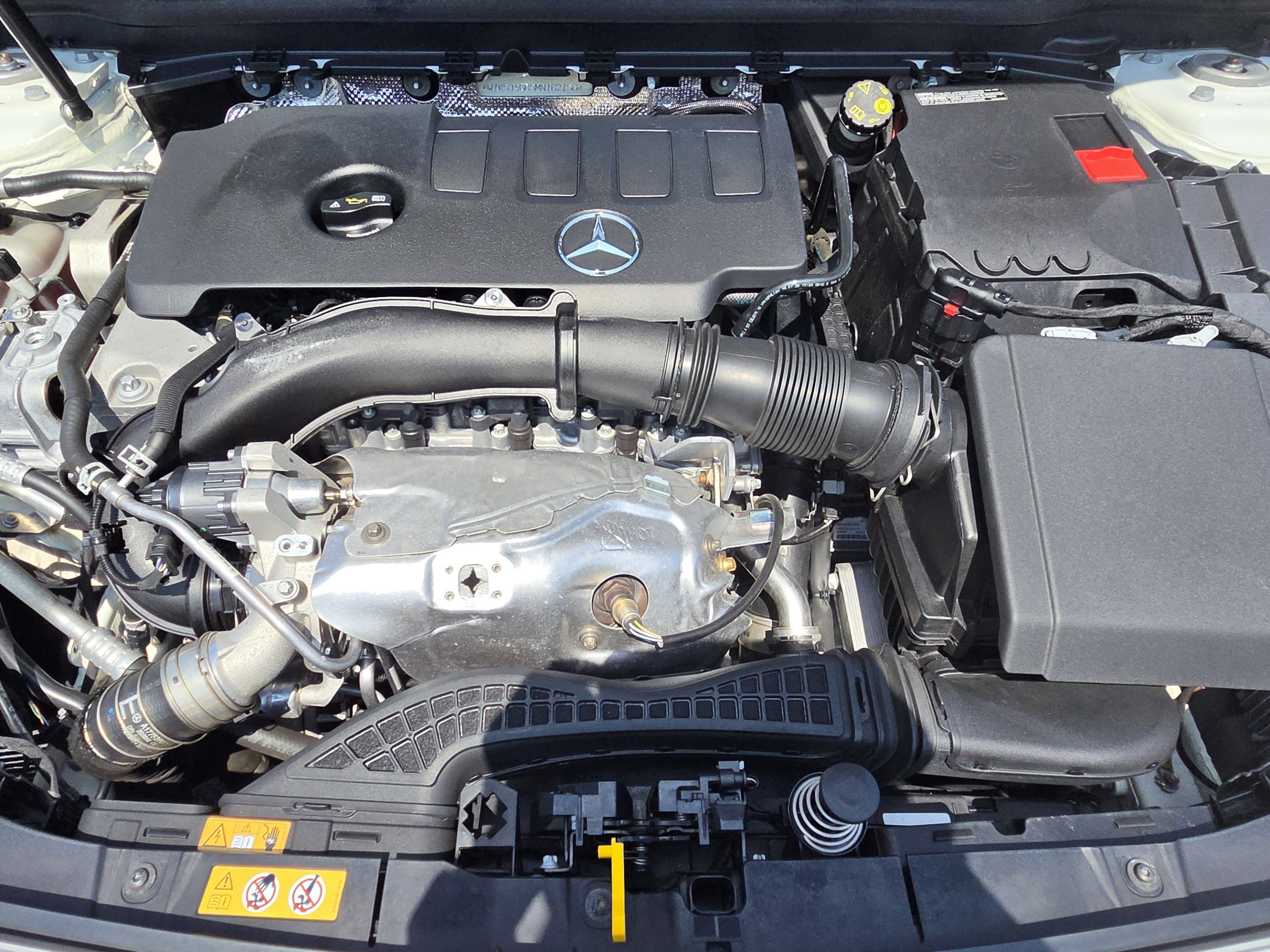 Used 2021 Mercedes-Benz CLA 250 image 9