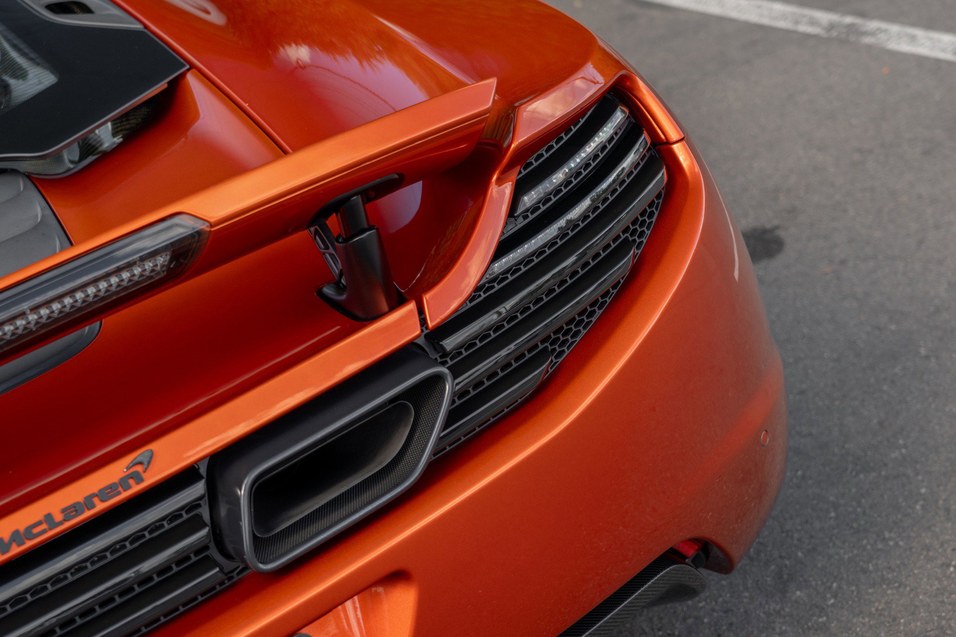Used 2012 McLaren MP4-12C Coupe image 28