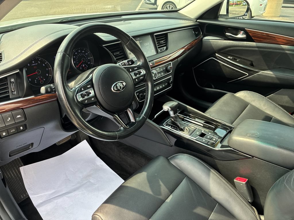 Used 2019 Kia Cadenza Technology FWD image 13