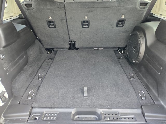 Used 2026 Jeep Wrangler Unlimited Sahara AWD/4WD image 41