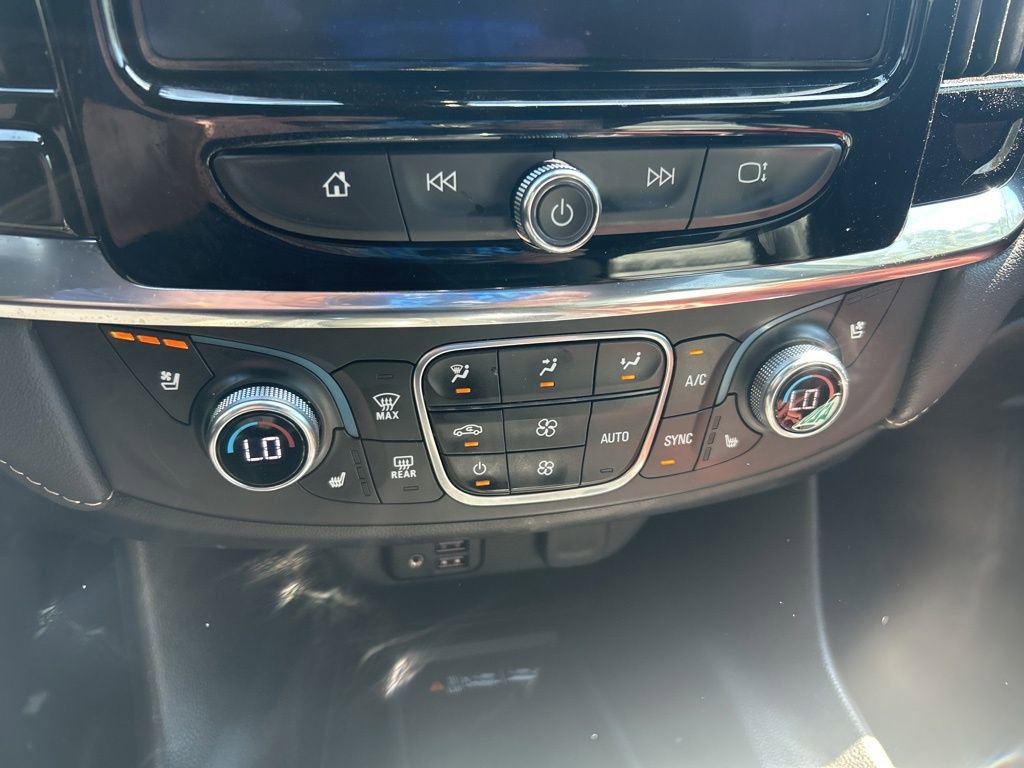 Certified 2023 Chevrolet Traverse Premier image 18