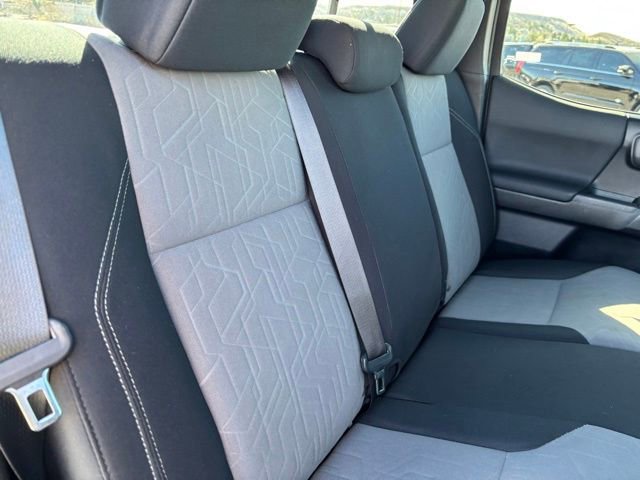 Used 2021 Toyota Tacoma TRD Off-Road w/ Technology Package image 21