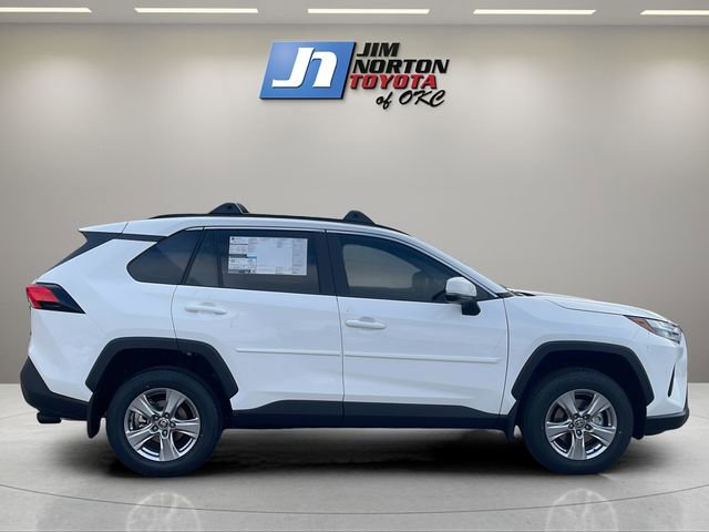 New 2025 Toyota RAV4 XLE image 4