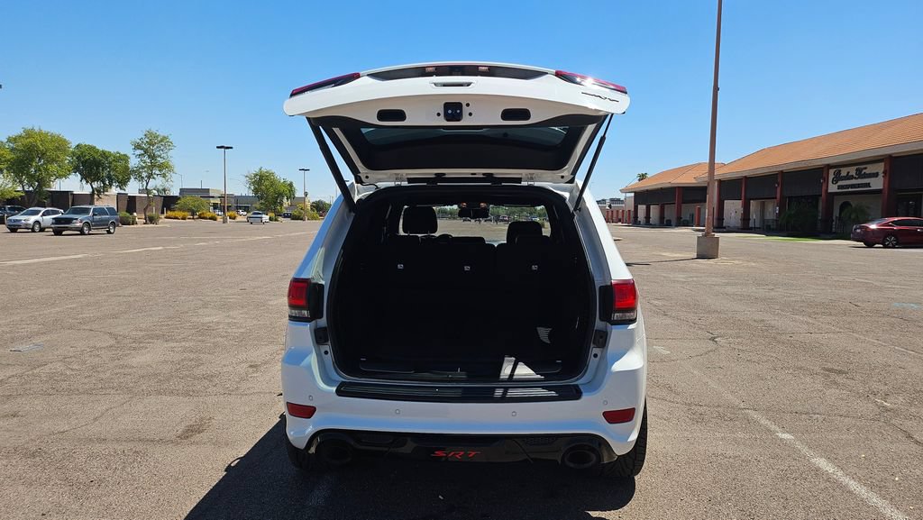 Used 2016 Jeep Grand Cherokee SRT AWD/4WD image 14