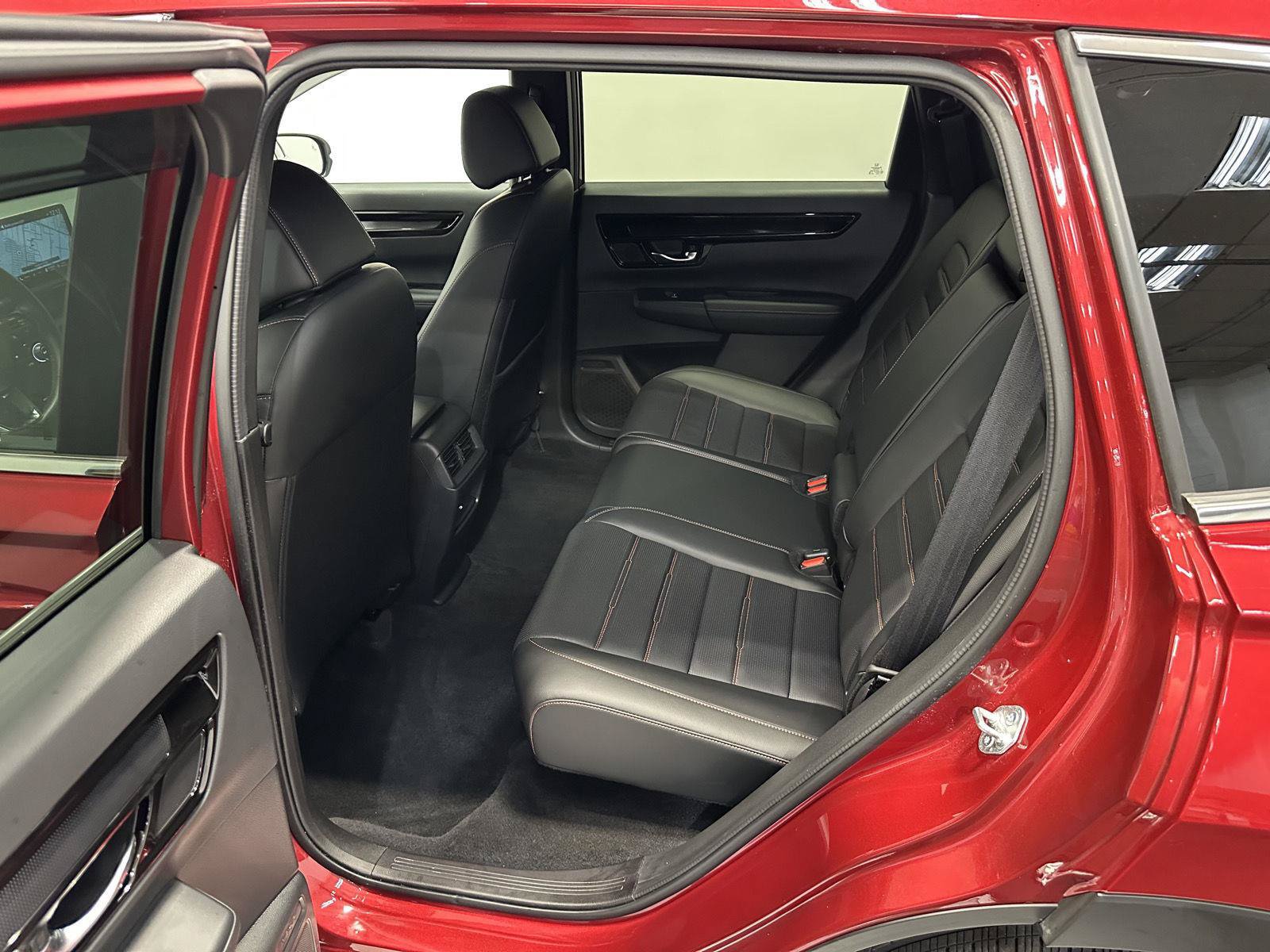 Certified 2025 Honda CR-V Sport Touring image 30