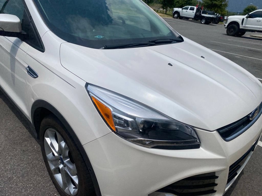 Used 2014 Ford Escape Titanium w/ Equipment Group 401A FWD image 3