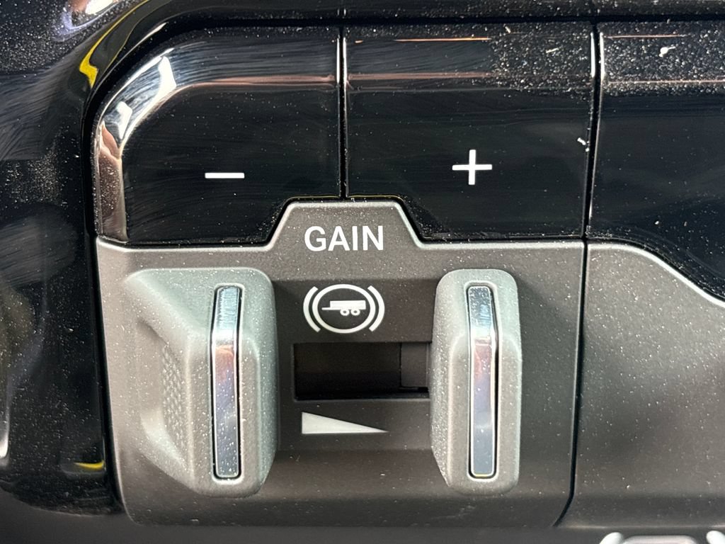 New 2026 RAM 3500 Big Horn AWD/4WD image 14