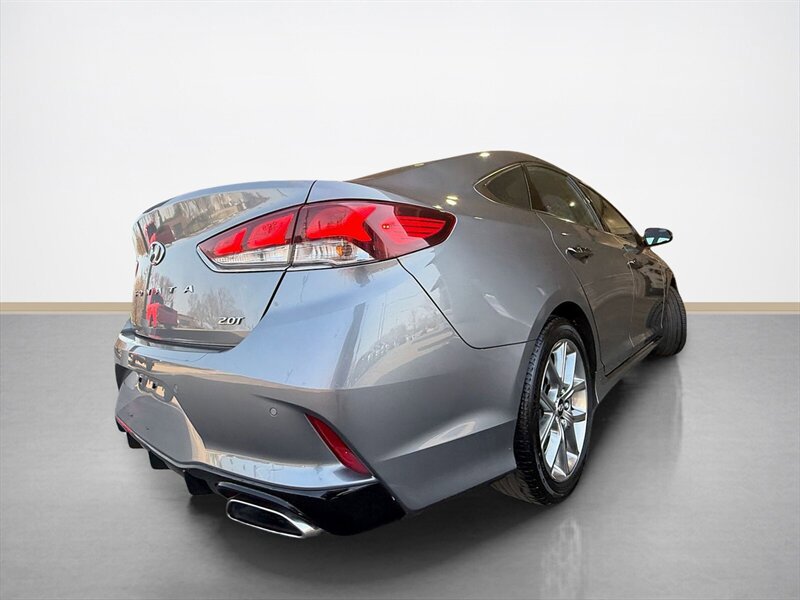 Used 2019 Hyundai Sonata Limited image 4