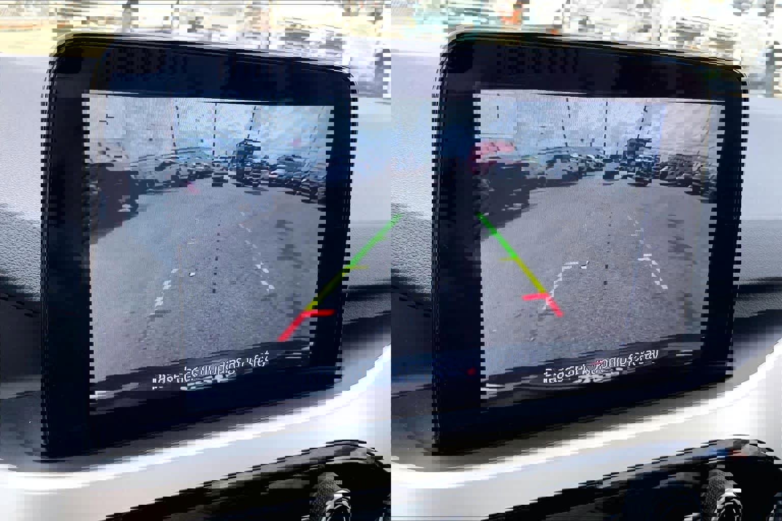 Used 2020 Ford Escape SE image 28