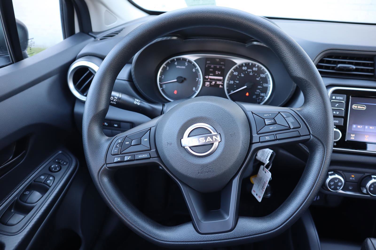 Used 2025 Nissan Versa S w/ Trunk Package image 22