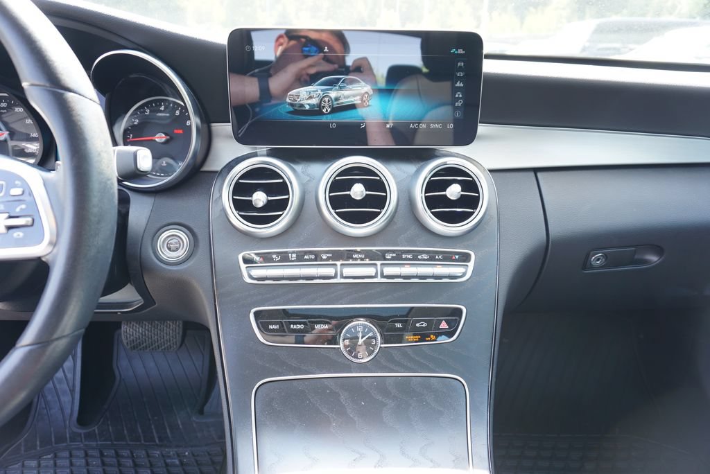 Used 2019 Mercedes-Benz C 300 Sedan image 17