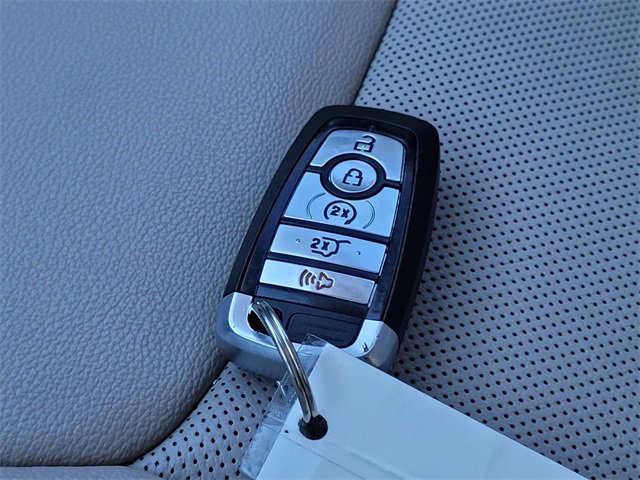 Used 2021 Ford Explorer Limited w/ Equipment Group 301A image 31