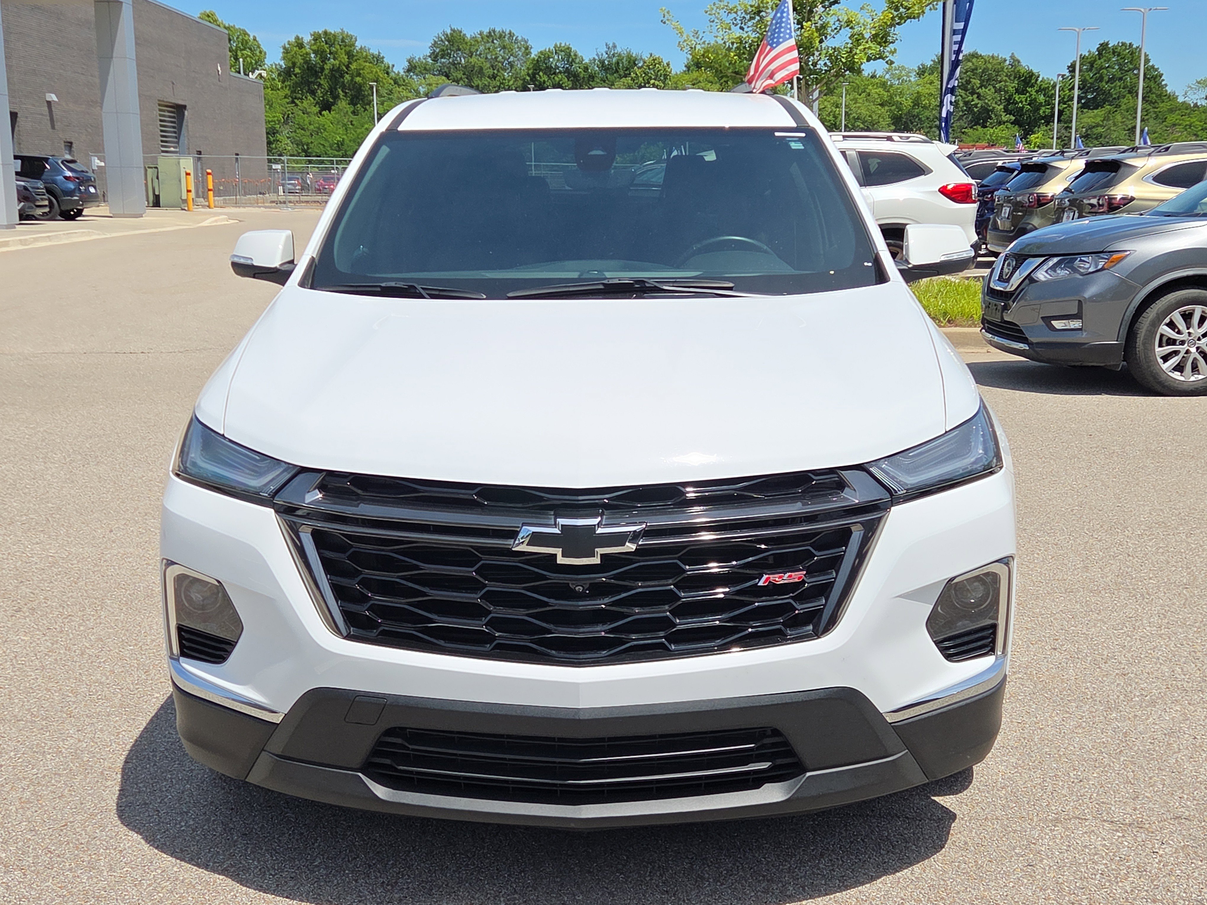 Used 2023 Chevrolet Traverse RS w/ LPO, Floor Liner Package FWD image 8