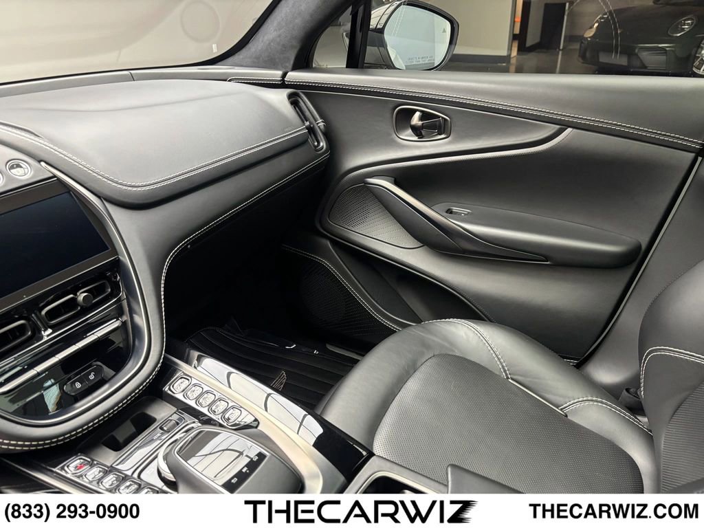 Used 2021 Aston Martin DBX AWD/4WD image 79