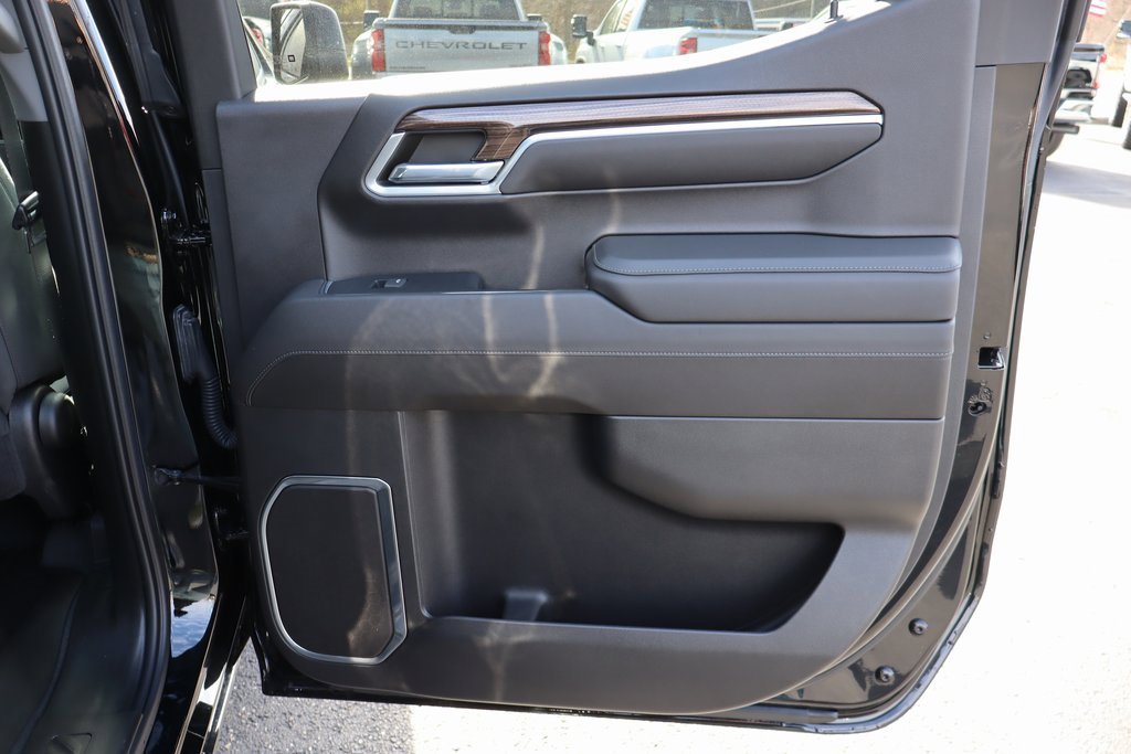 Used 2022 Chevrolet Silverado 1500 RST image 23