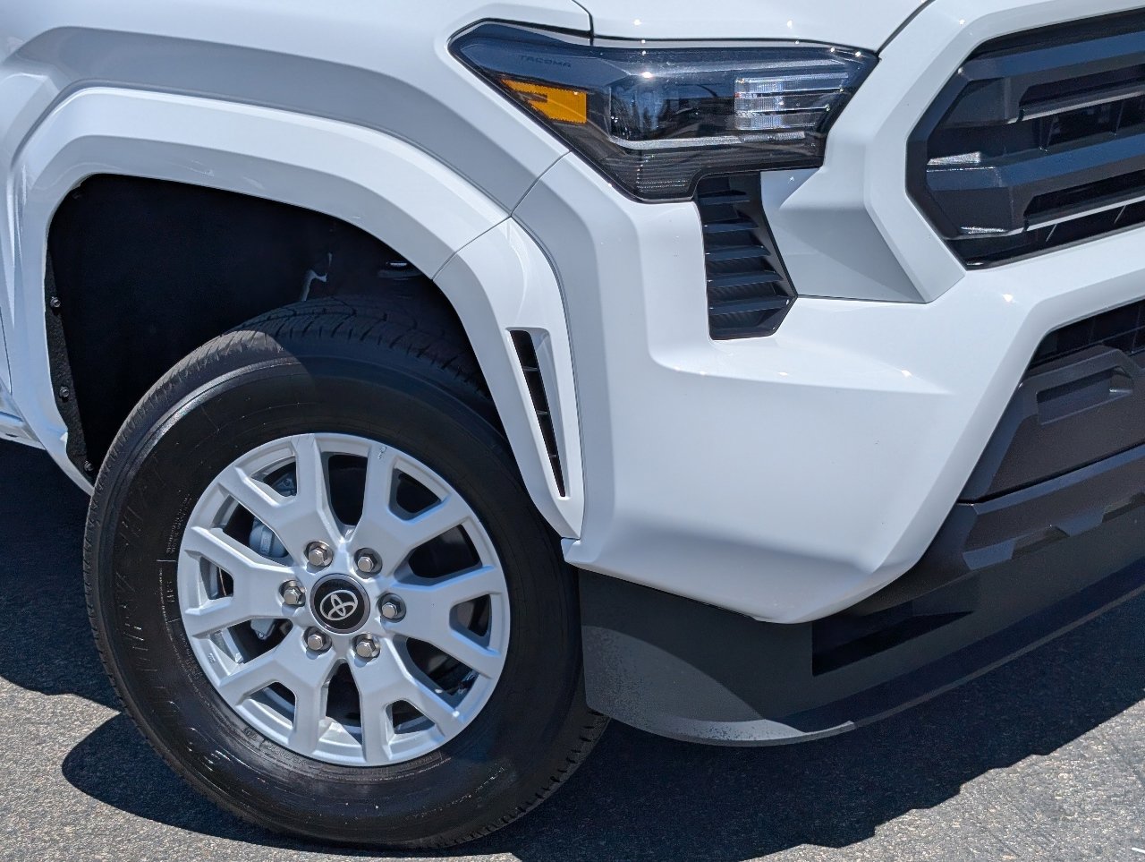 Used 2026 Toyota Tacoma SR RWD image 10