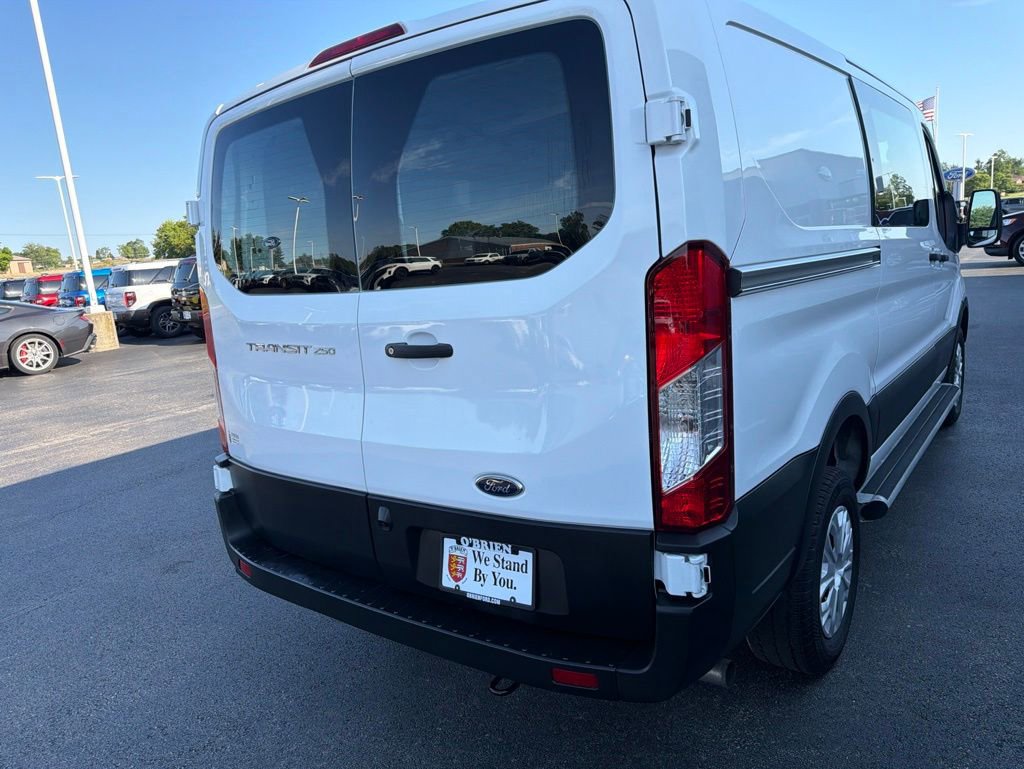 Used 2024 Ford Transit 250 Low Roof w/ Exterior Upgrade Package RWD image 5
