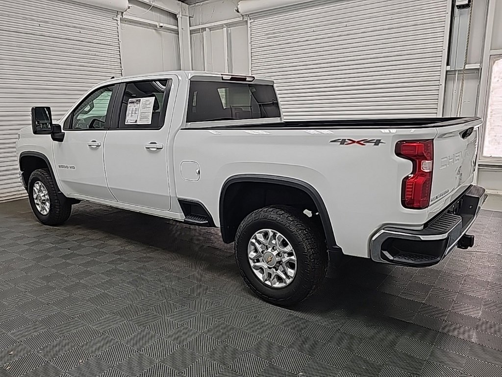 Used 2021 Chevrolet Silverado 2500 LT w/ Fleet Comfort Package image 5