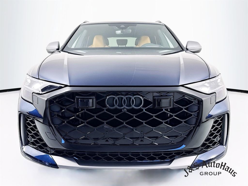 Used 2025 Audi RS Q8 performance image 2