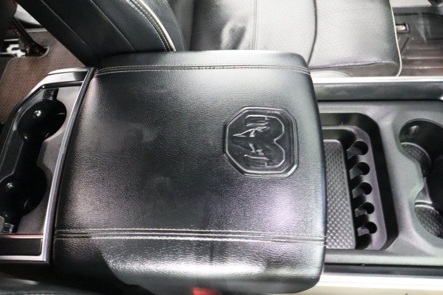 Used 2019 RAM 2500 Laramie w/ Black Appearance Package AWD/4WD image 75
