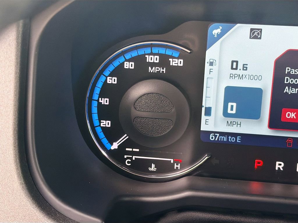 Used 2024 Ford Bronco Badlands image 40