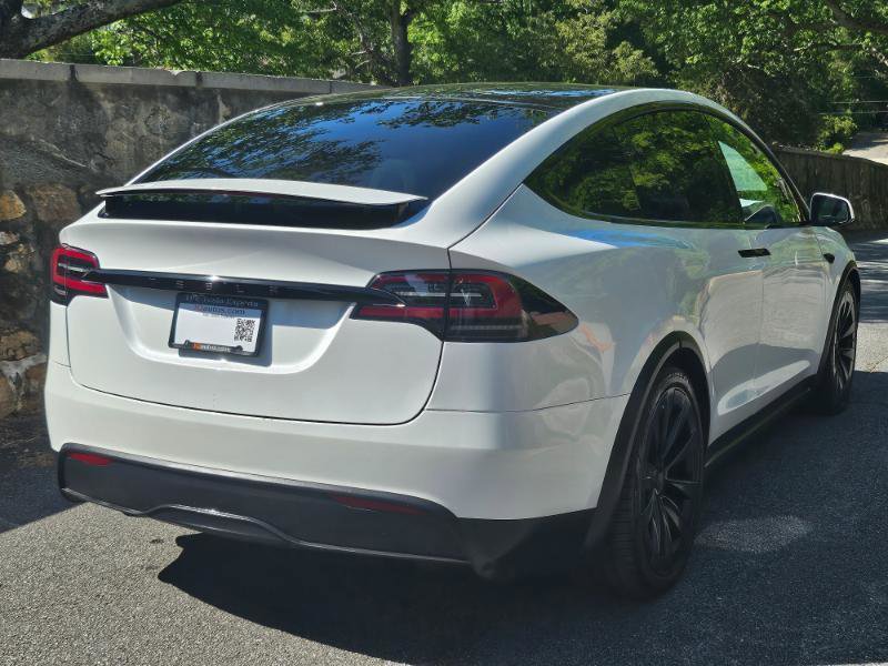 Used 2023 Tesla Model X image 11
